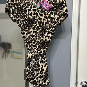 Boutique léopard jumper with tie front